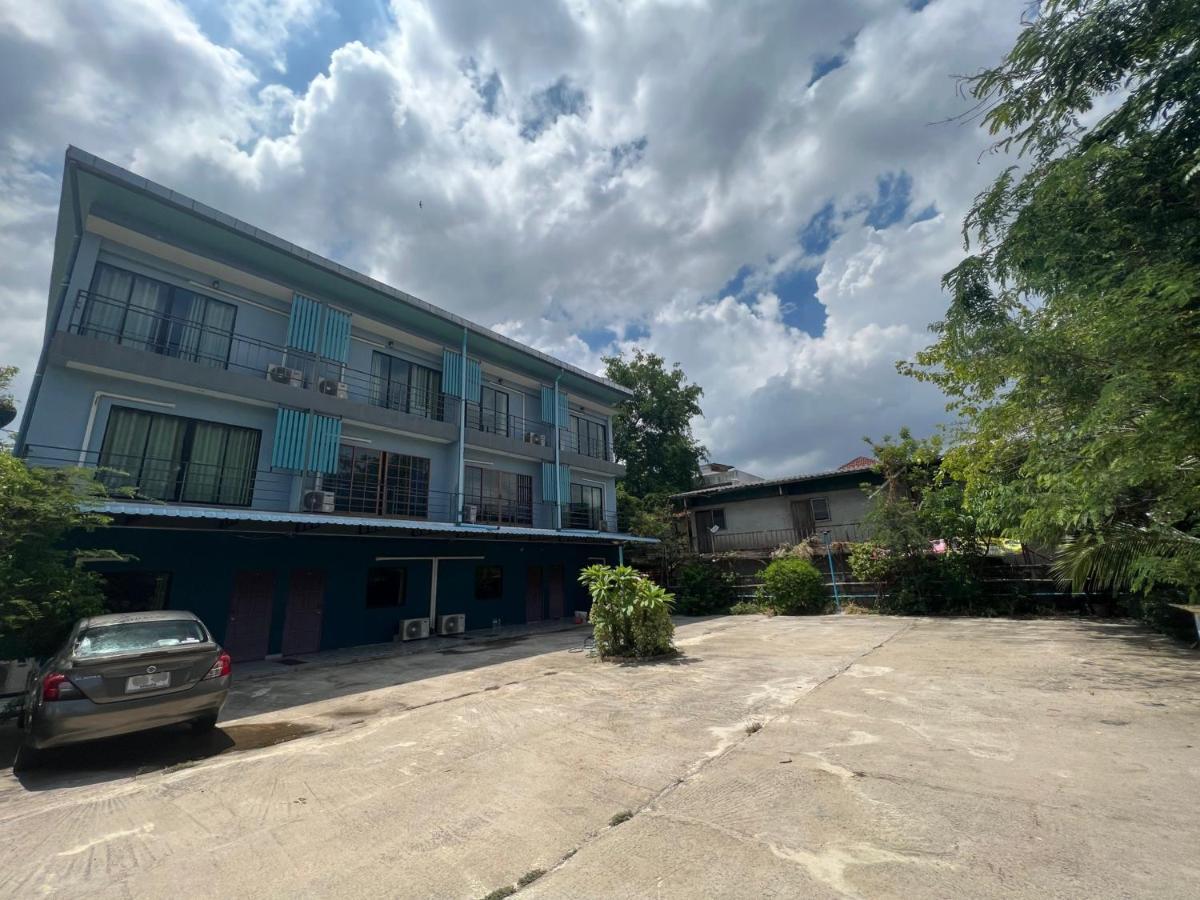 V Tharm Hotel Udon Thani Exterior foto